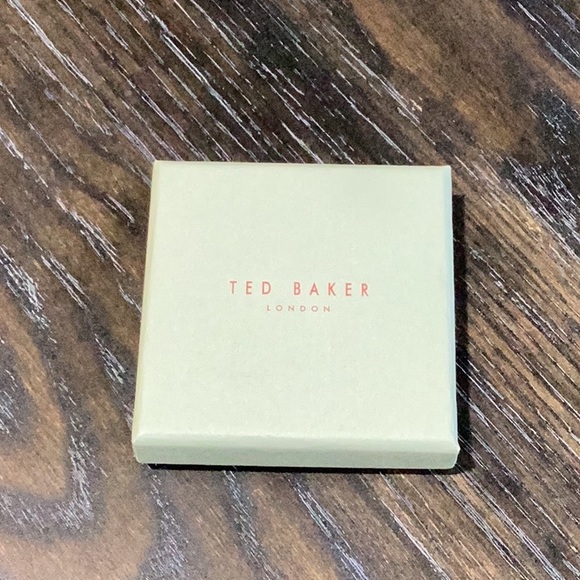 Ted Baker Cresar Gold Toned Crystal Hoop Pendant necklace NWT - Picture 2 of 4